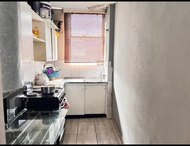 2 BEDROOM APARTMENT FOR SALE IN SUNNYSIDE